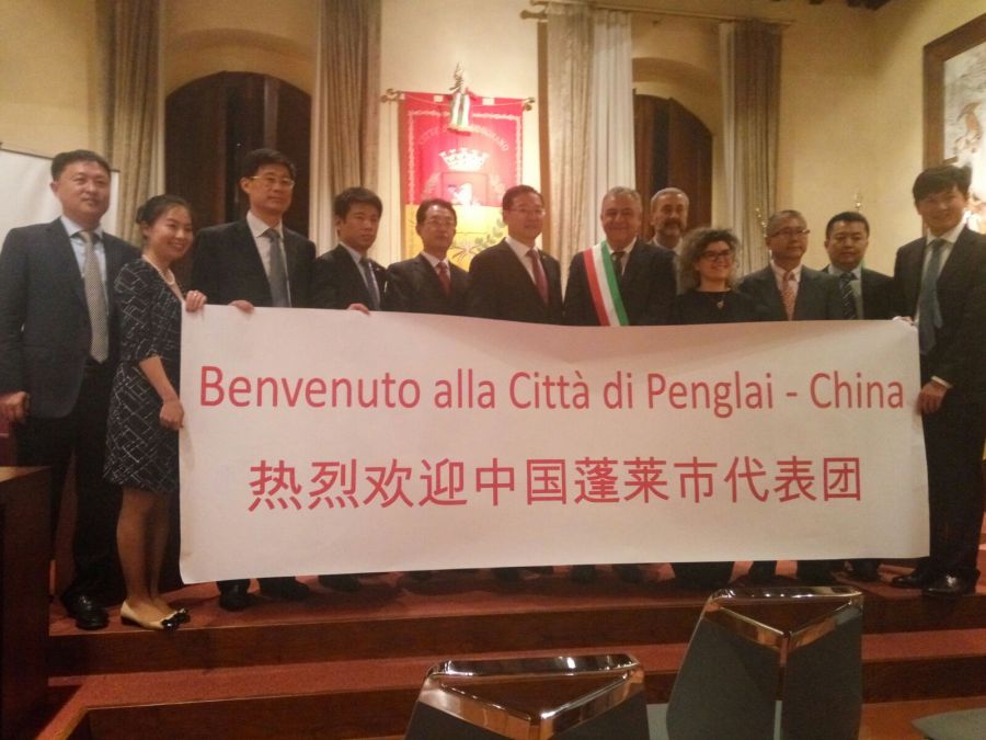 Cina e Città del Vino, incontro a San Gimignano