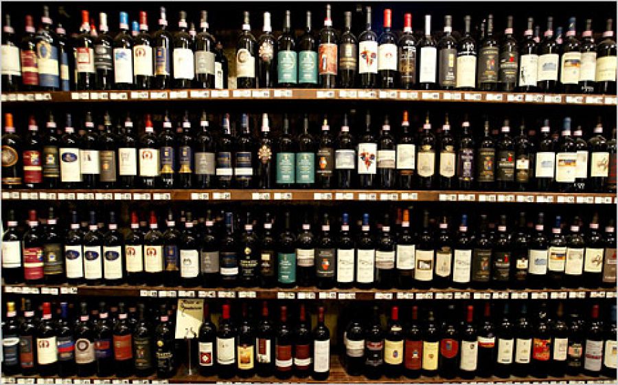 Falso Brunello: sequestrate oltre 30.000 bottiglie