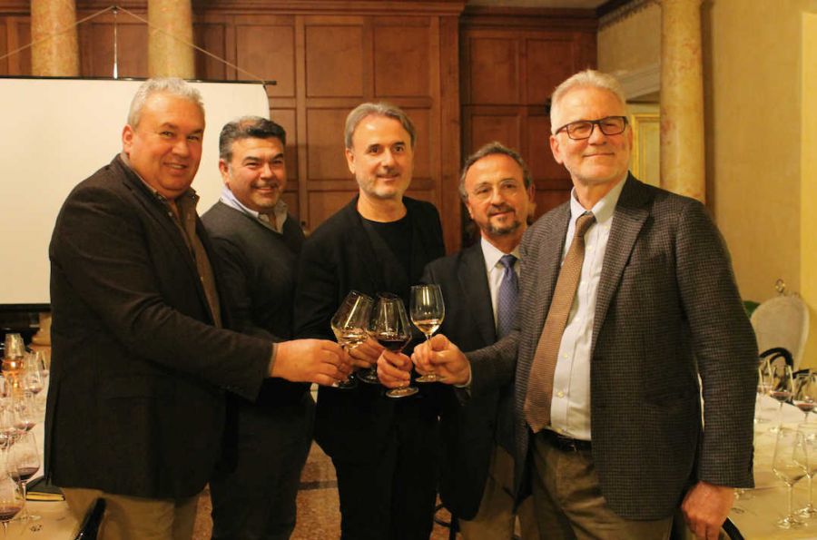 “Alla scoperta del futuro del vino: tra varietà resistenti e nuovi modelli di viticoltura”
