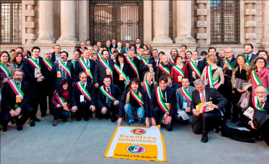 Le Bandiere Arancioni festeggiano i vent’anni