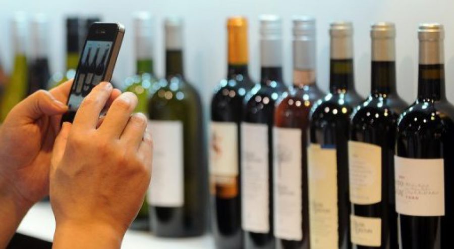 E-Commerce favorisce etichette straniere e vini di fascia alta