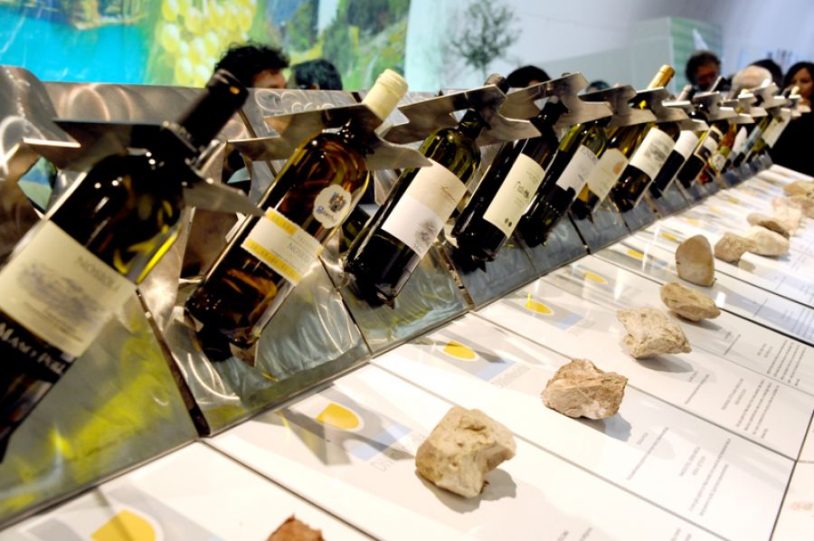 “DiVinNosiola, quando il vino si fa santo”