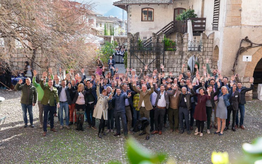 Vino, degustazioni, solidarietà