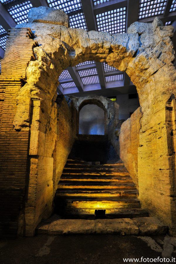Vinòforum Class: grandi etichette italiane, Champagne e archeologia