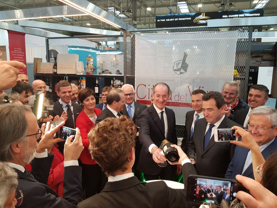Si chiude con successo il Vinitaly di Città del Vino