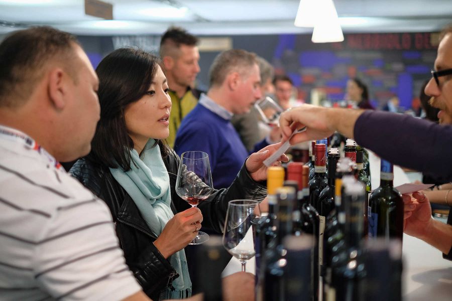 Vino italiano verso record surplus commerciale