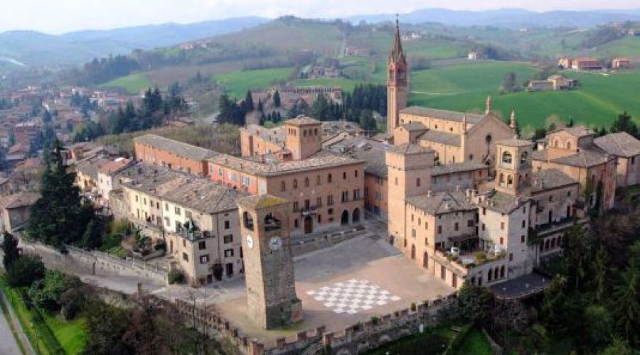 Calici di Stelle a Castelvetro di Modena, terra del Lambrusco Grasparossa