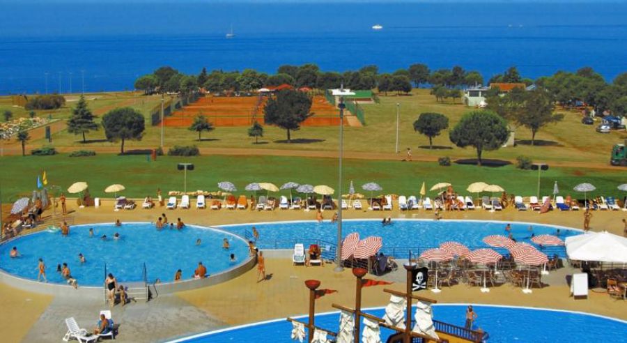 Calici di Stelle oltre confine a Verteneglio, in Istria