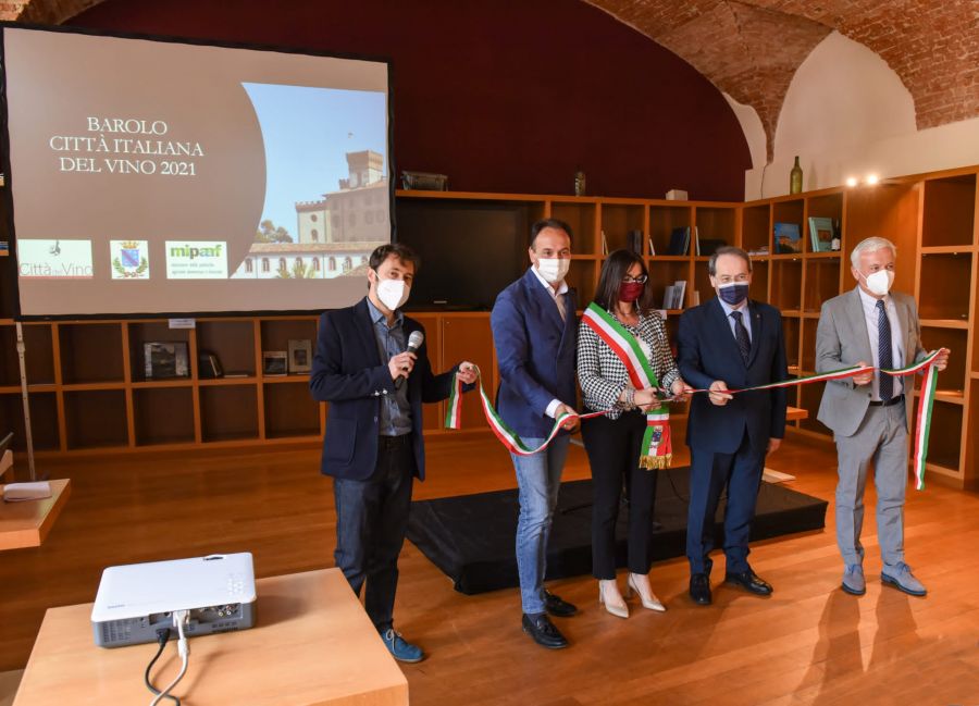 Inaugurata Barolo Città Italiana del Vino 2021